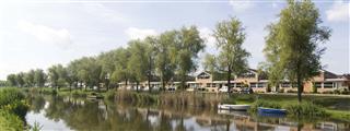 1036529_Almere-Buiten-Bloemenbuurt-vanaf-park.jpg